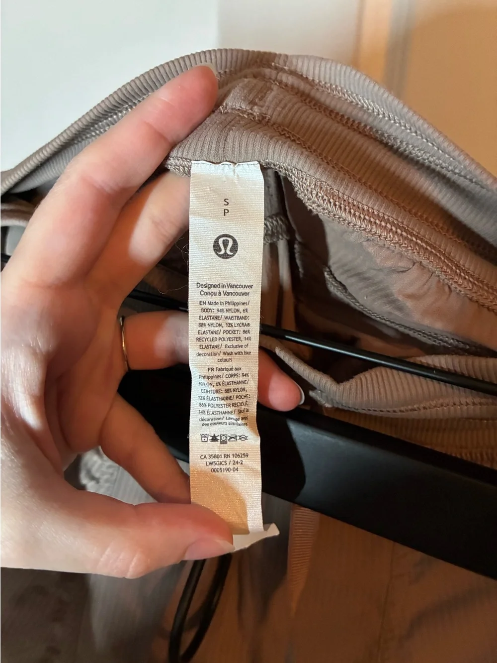 Lululemon Dance Studio Relaxed-Fit Mid-Rise Cargo Jogger in Taupetastic Small